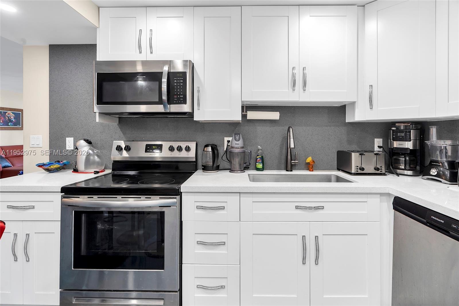 Photo of 1833 Ocean Dr  #1709, Hallandale Beach, Florida, 33009 - 