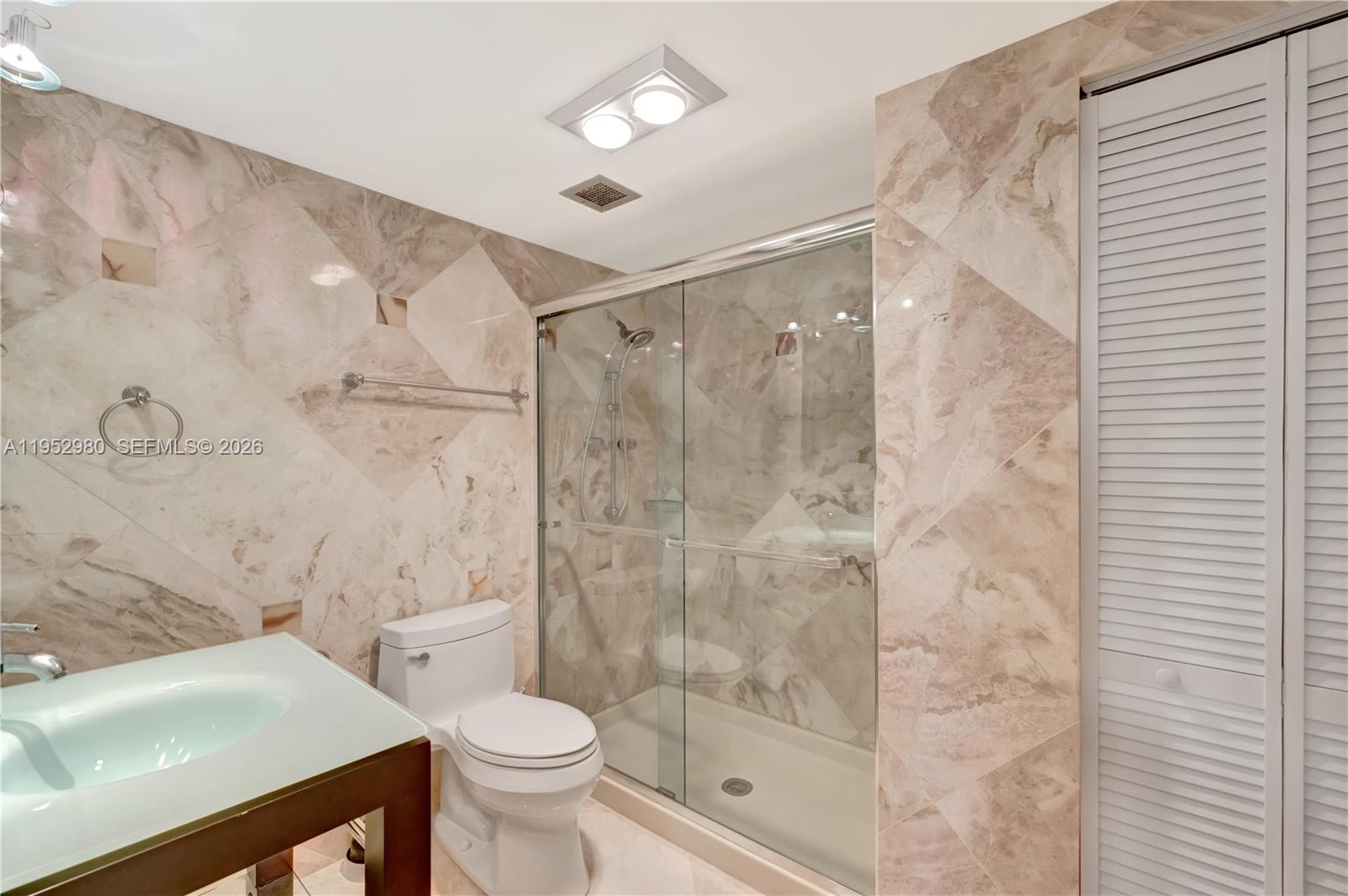 See details 4S 2 / 2 1275 sq. ft. $ 2026-01-26 0 Photo