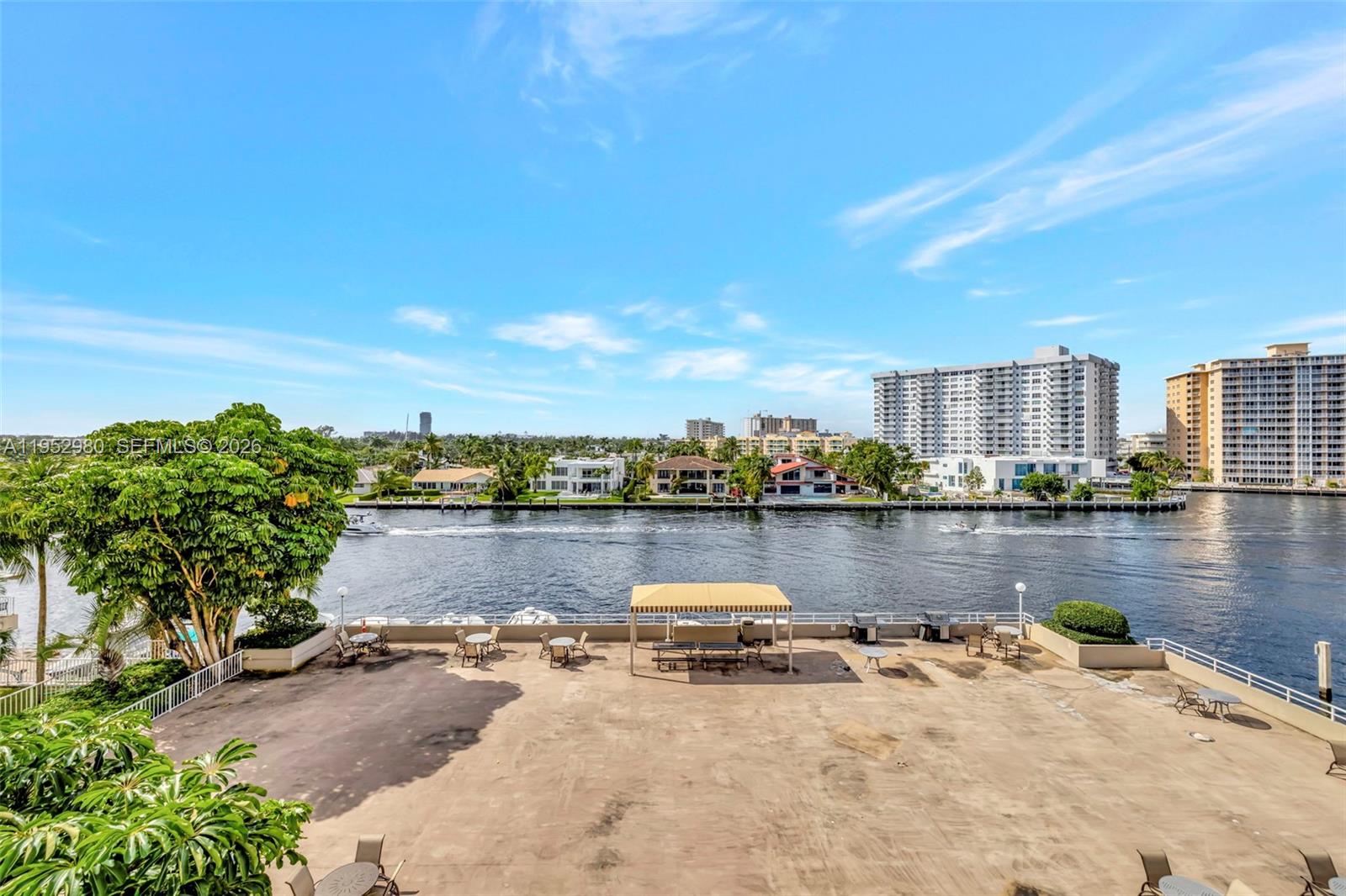 See details 4S 2 / 2 1275 sq. ft. $ 2026-01-26 0 Photo