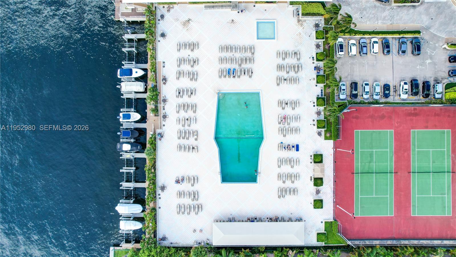 See details 4S 2 / 2 1275 sq. ft. $ 2026-01-26 0 Photo