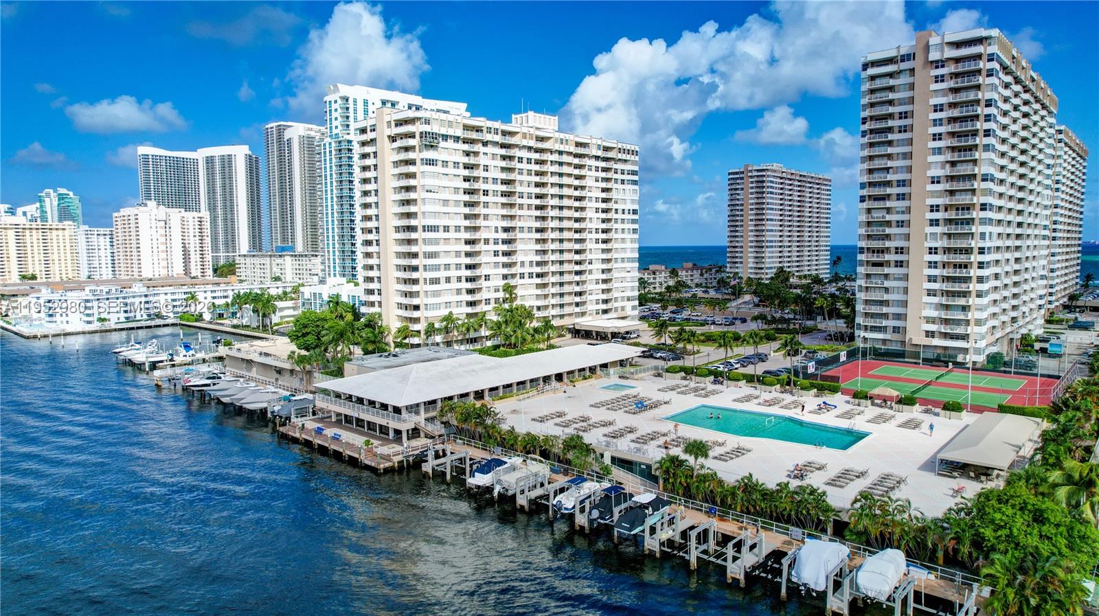 See details 4S 2 / 2 1275 sq. ft. $ 2026-01-26 0 Photo