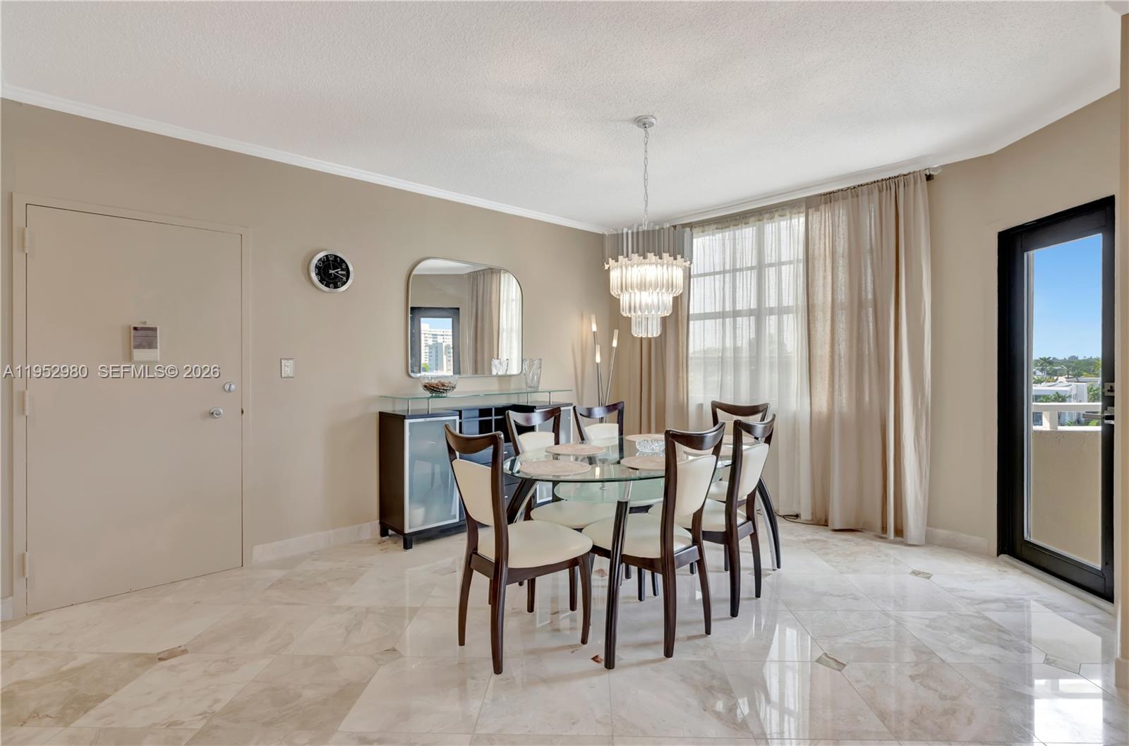 See details 4S 2 / 2 1275 sq. ft. $ 2026-01-26 0 Photo