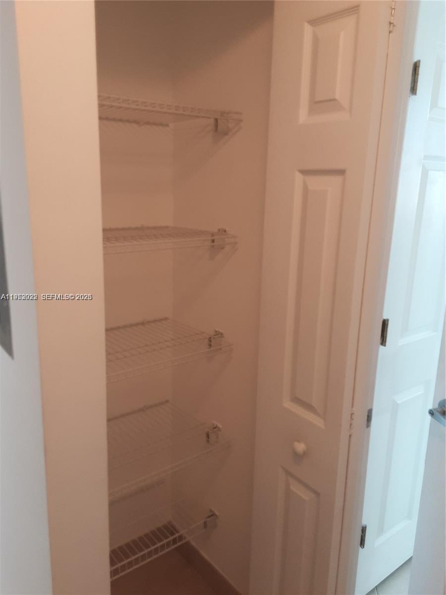 Photo of 140 Dixie Hwy  #721, Hollywood, Florida, 33020 - 