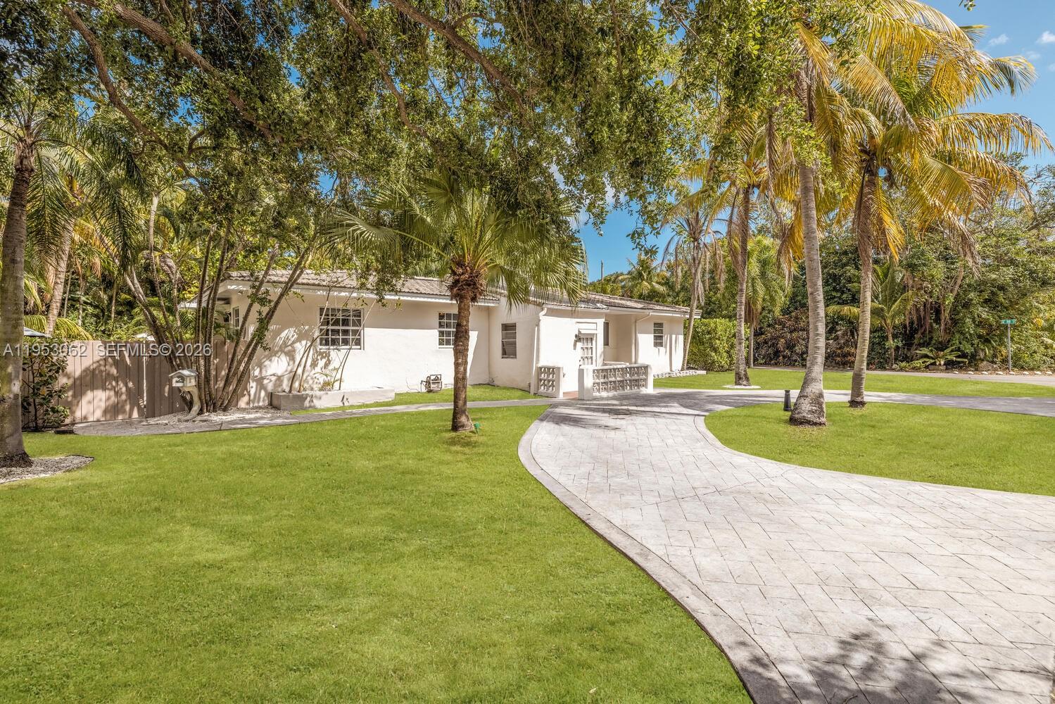   /  2124 sq. ft. $ 2026-01-26 0 foto