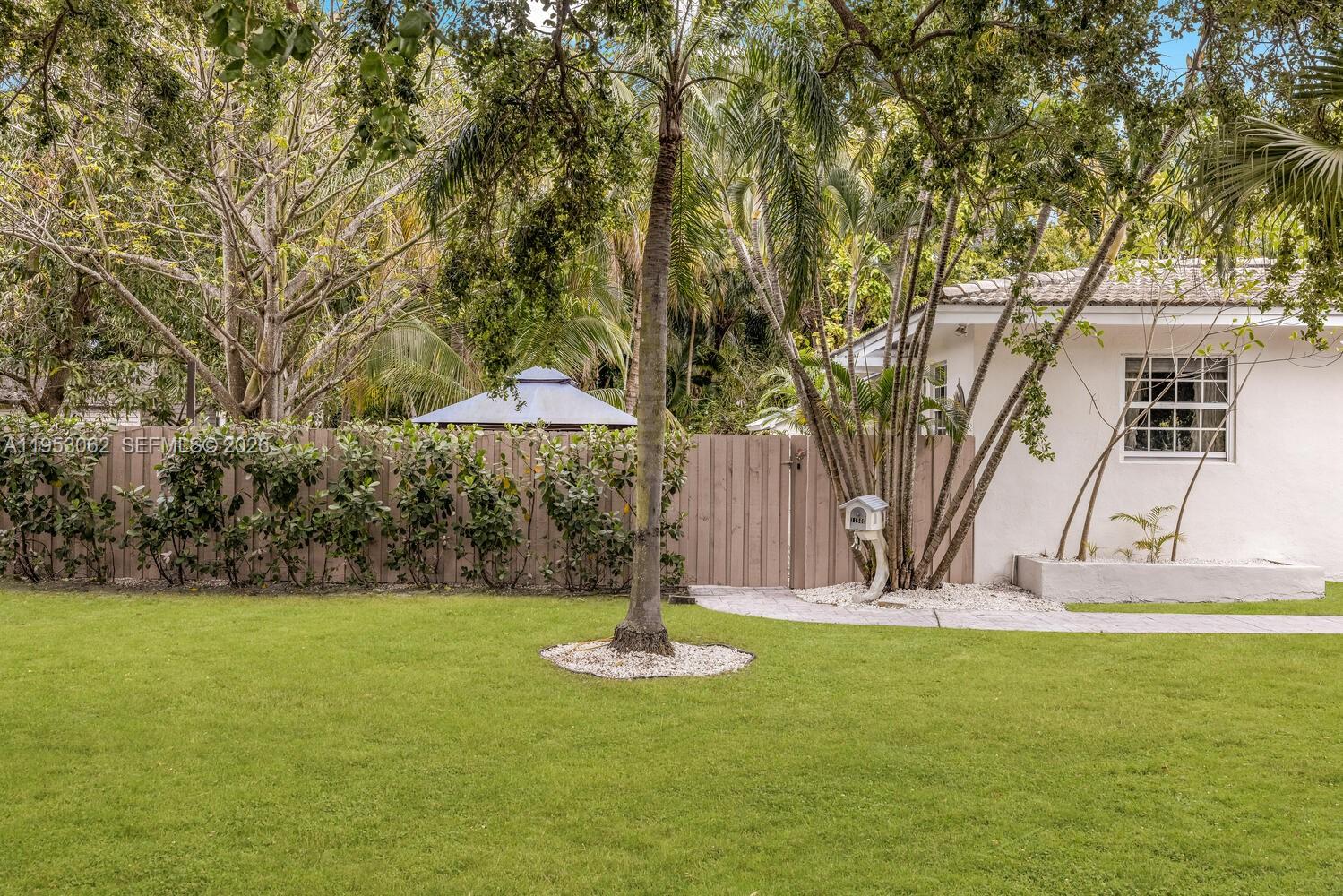   /  2124 sq. ft. $ 2026-01-26 0 foto