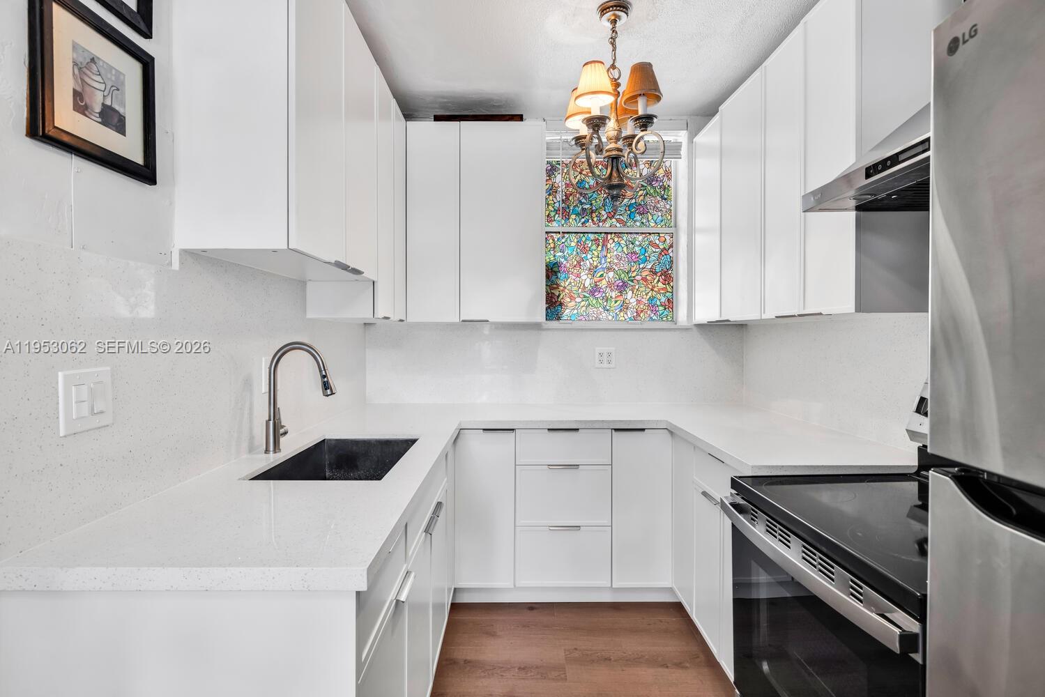   /  2124 sq. ft. $ 2026-01-26 0 foto