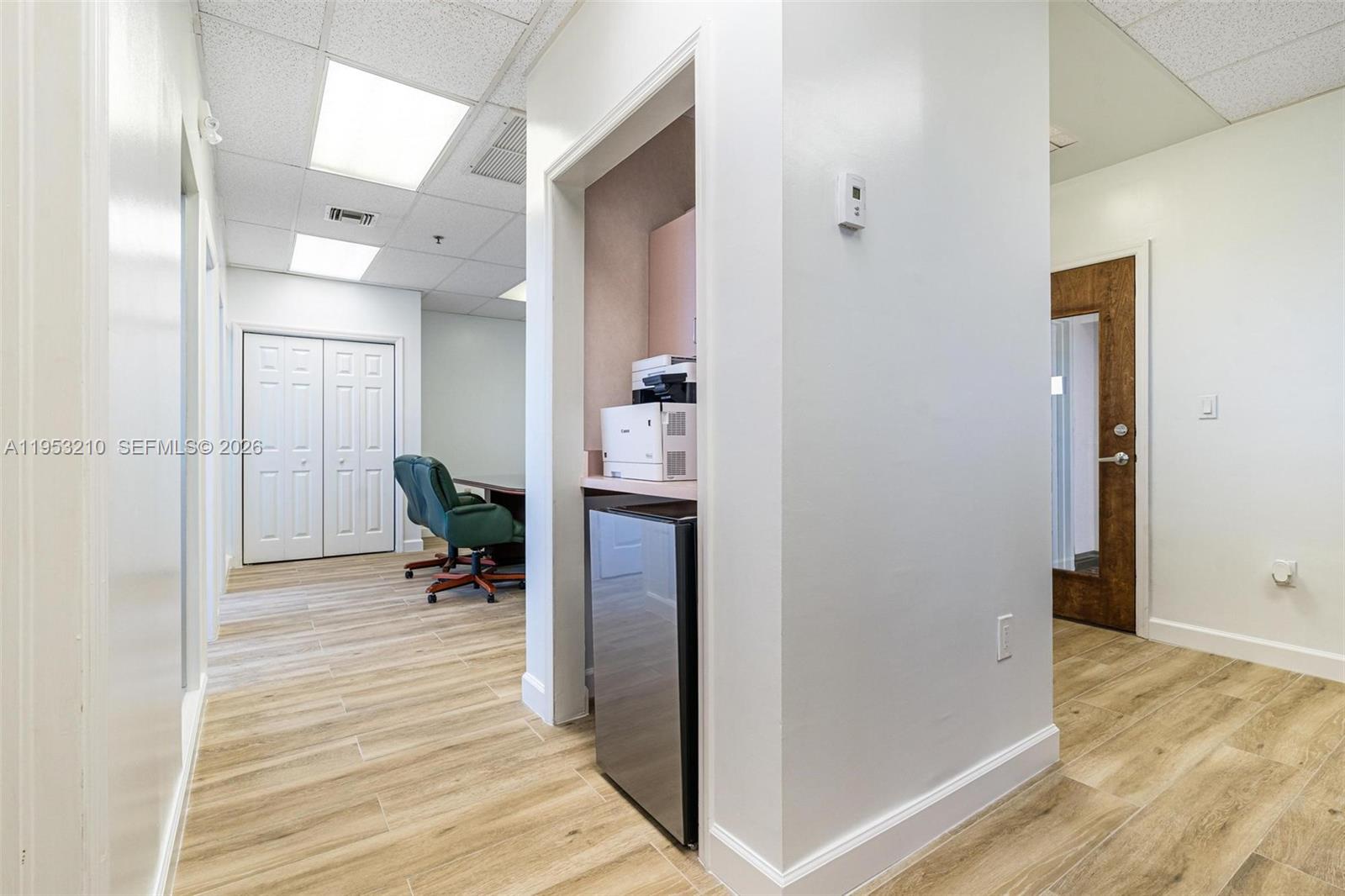 CU9J  /   sq. ft. $ 2026-02-09 0 foto