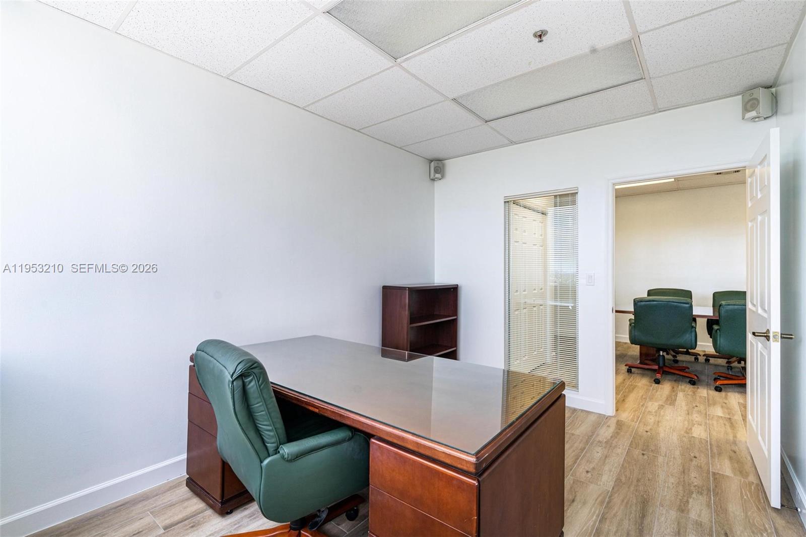 CU9J  /   sq. ft. $ 2026-02-09 0 foto