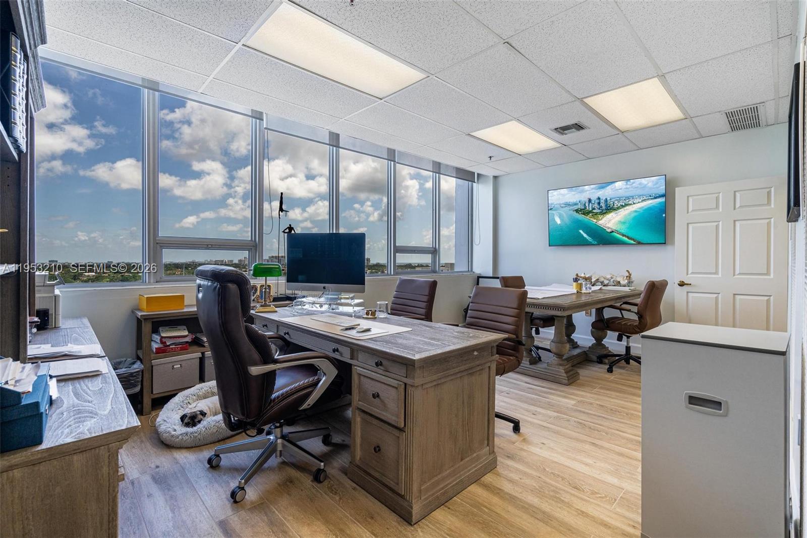 CU9J  /   sq. ft. $ 2026-02-09 0 foto