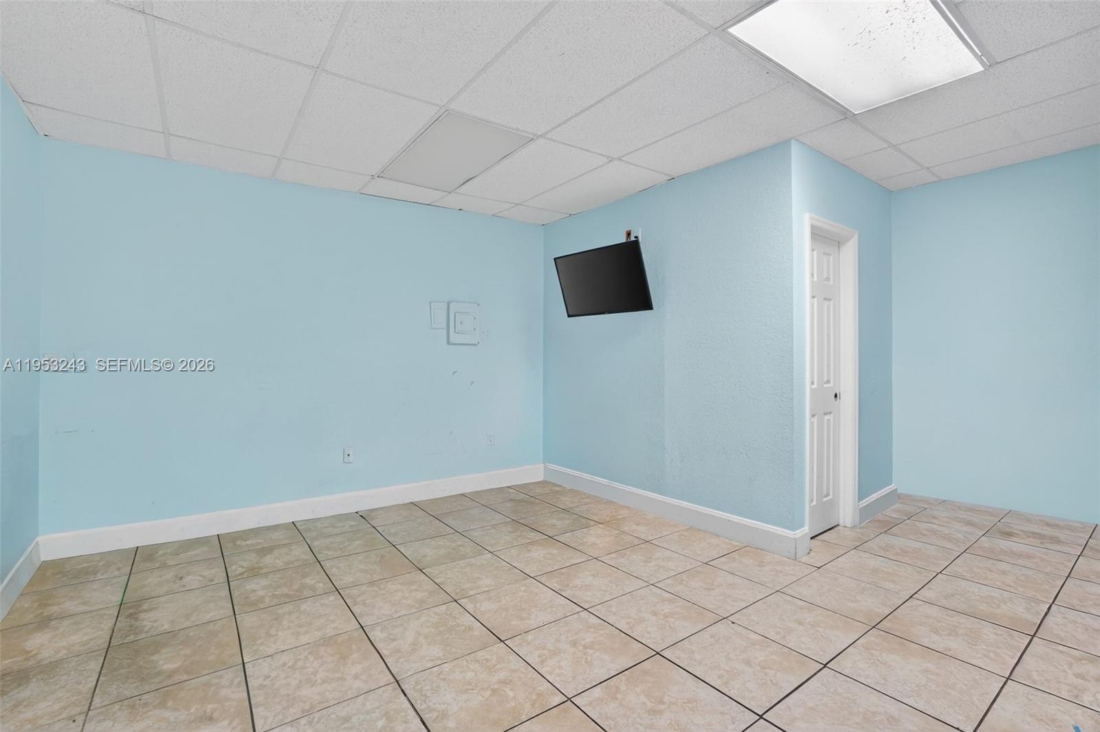   /   sq. ft. $ 2026-01-27 0 Photo