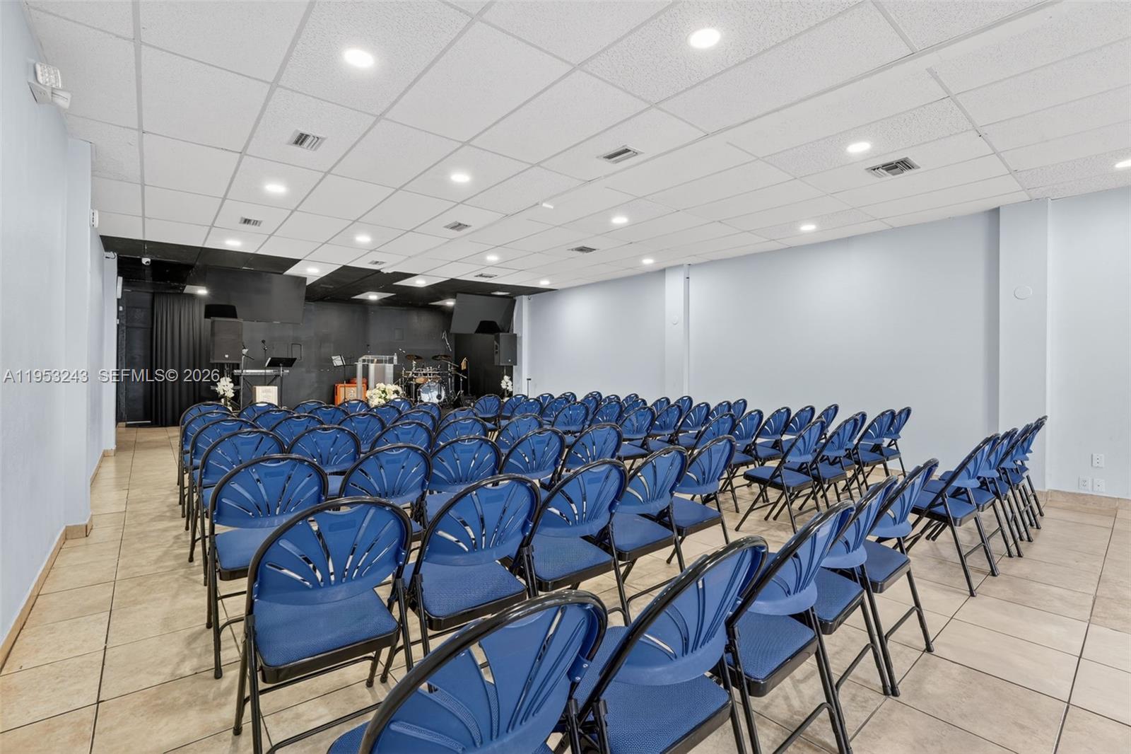   /   sq. ft. $ 2026-01-27 0 Photo