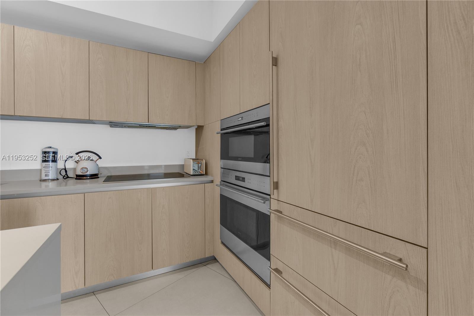 1507 1 / 1 852 sq. ft. $ 2026-01-27 0 Photo