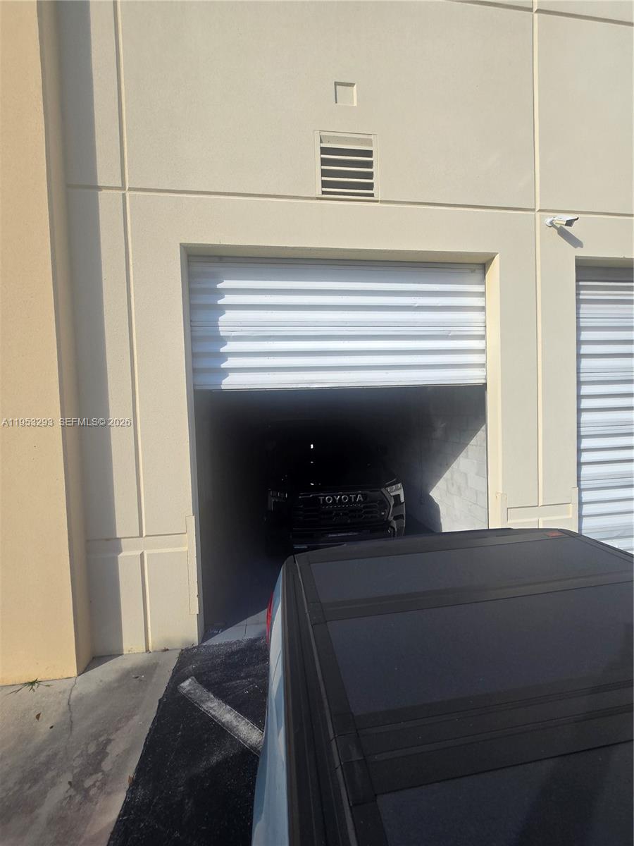 See details 415 / sq. ft. $ 2026-01-27 0 Photo