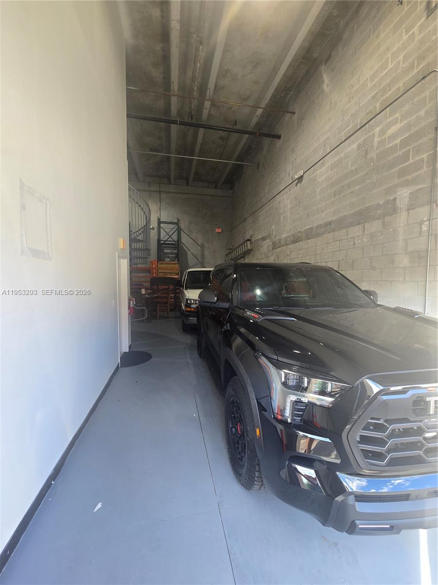 See details 415 / sq. ft. $ 2026-01-27 0 Photo