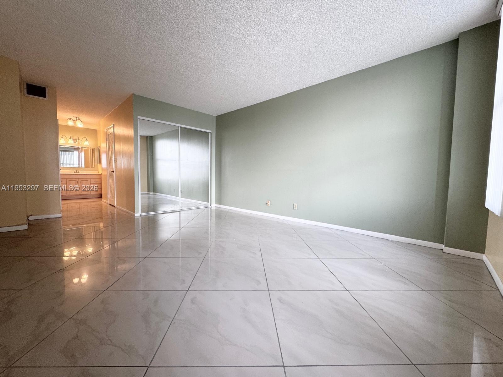Photo of 3800 Ocean Dr  #325, Hollywood, Florida, 33019 - 