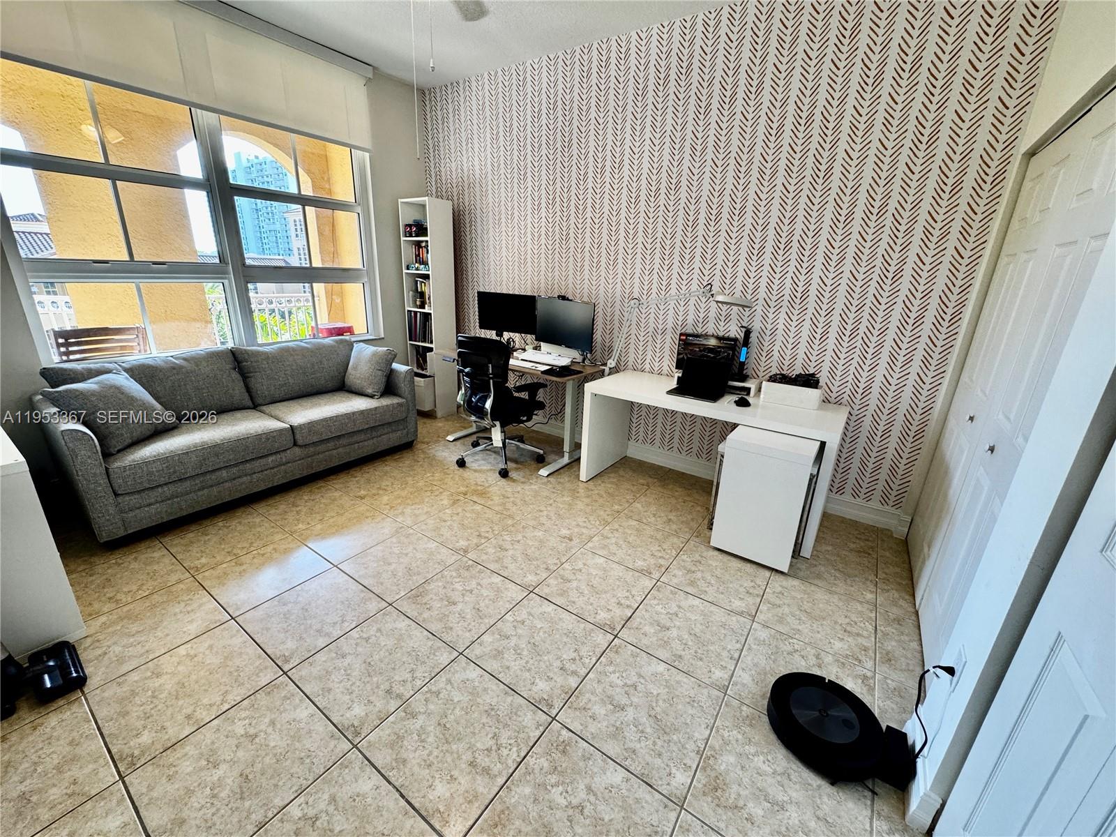 Photo of 3001 185th St  #514, Aventura, Florida, 33180 - 