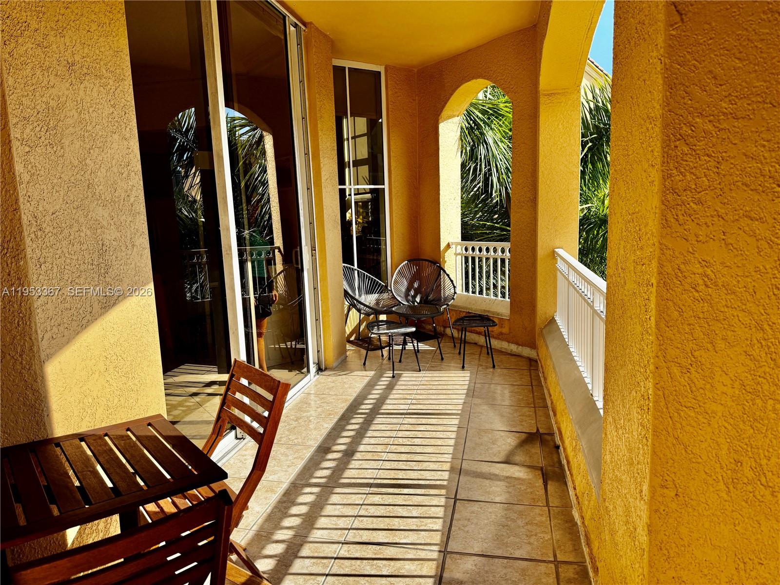 Photo of 3001 185th St  #514, Aventura, Florida, 33180 - 