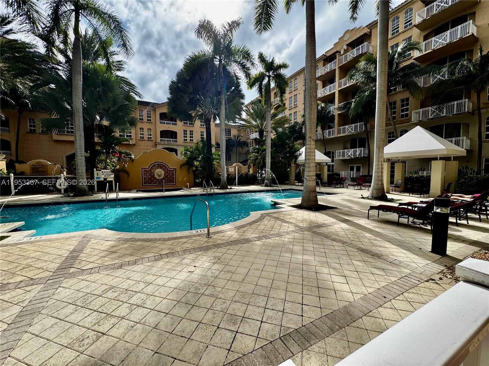 Photo of 3001 185th St  #514, Aventura, Florida, 33180 - 