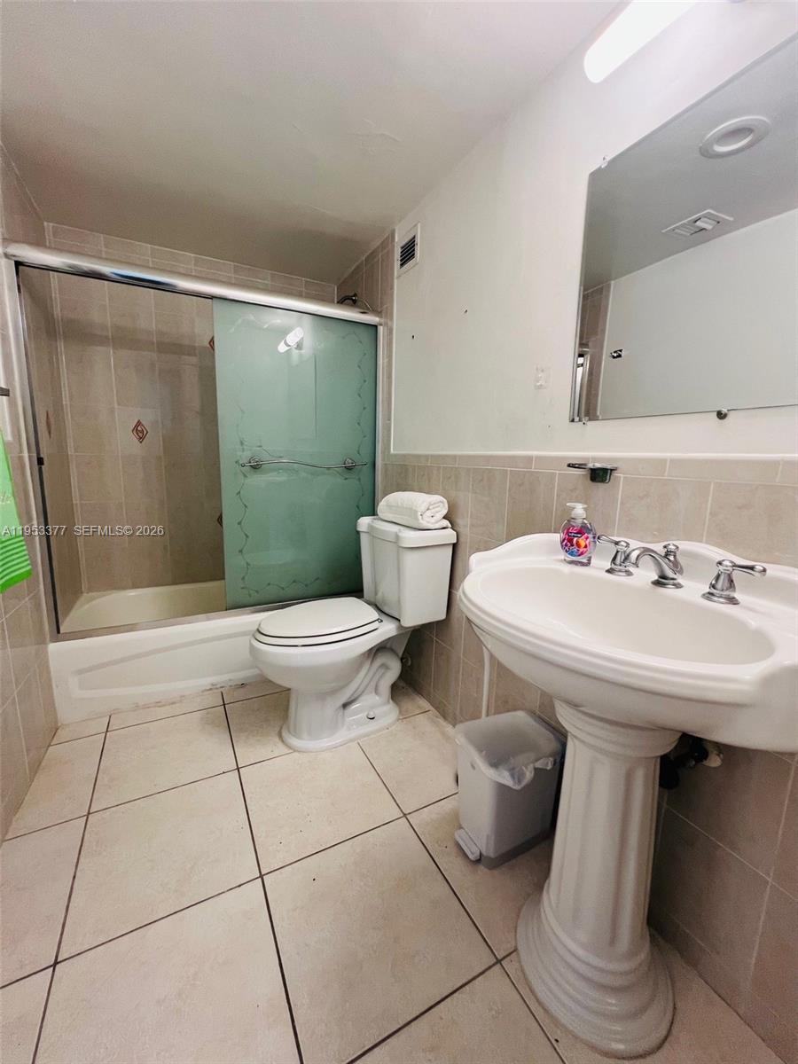 Photo of 9195 Collins Ave #413, Surfside, Florida, 33154 -