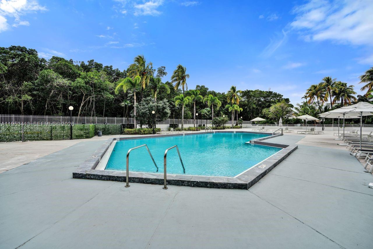 1401 2 / 2 1357 кв.футов $ 2026-01-31 0 Фото