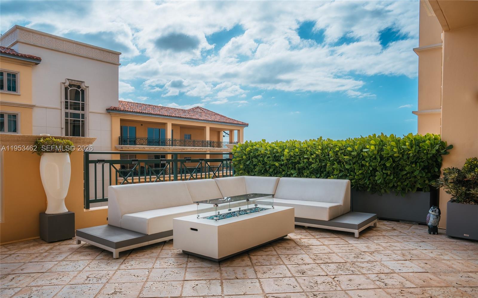 Photo of 3501 Ocean Dr  #4C, Hollywood, Florida, 33019 - 