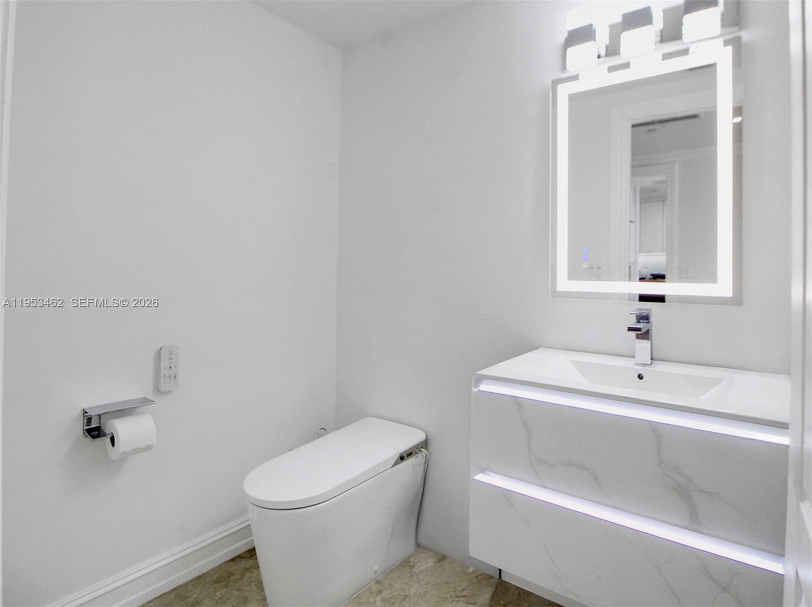 Photo of 3501 Ocean Dr  #4C, Hollywood, Florida, 33019 - 