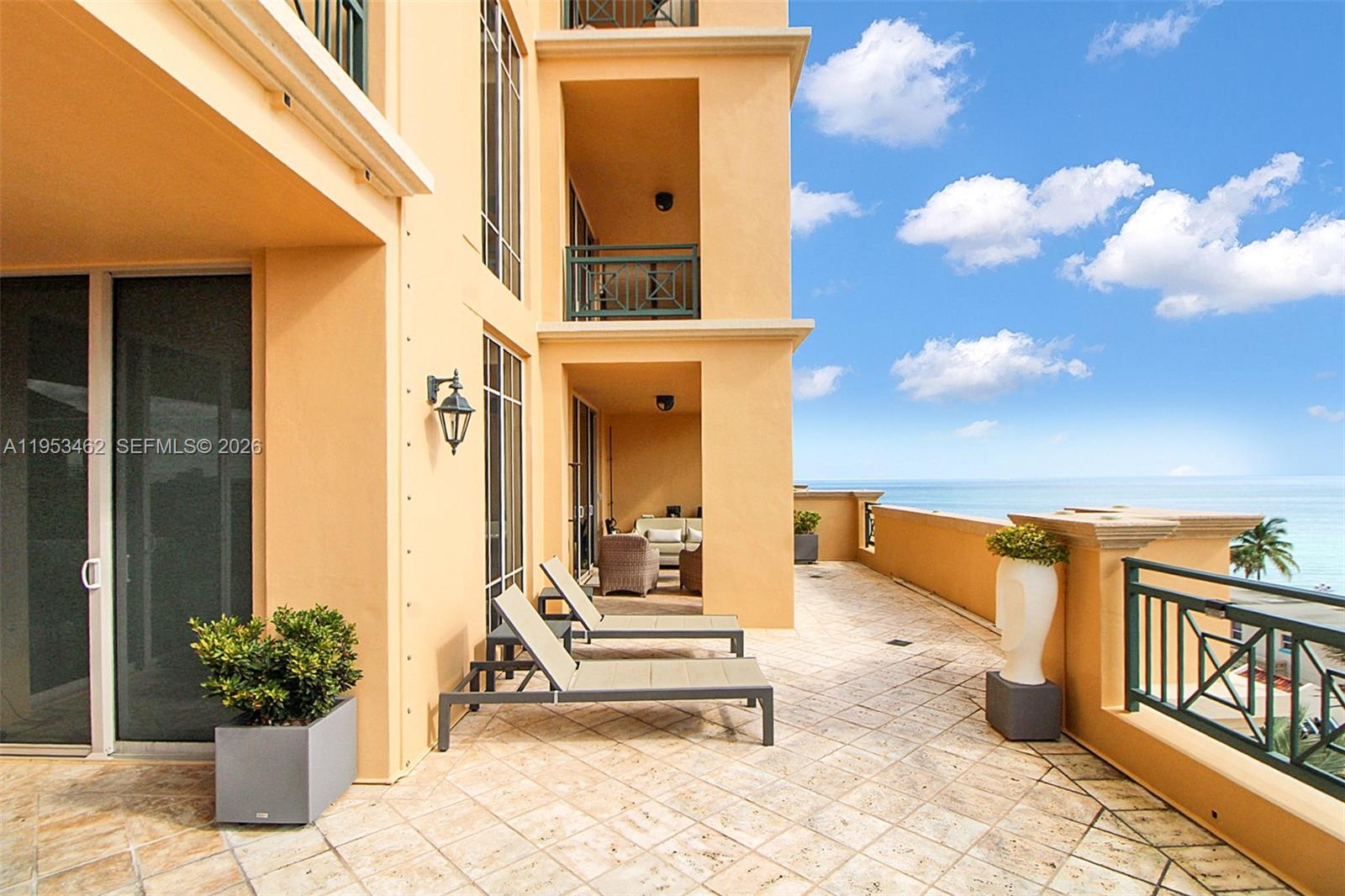 Photo of 3501 Ocean Dr  #4C, Hollywood, Florida, 33019 - 