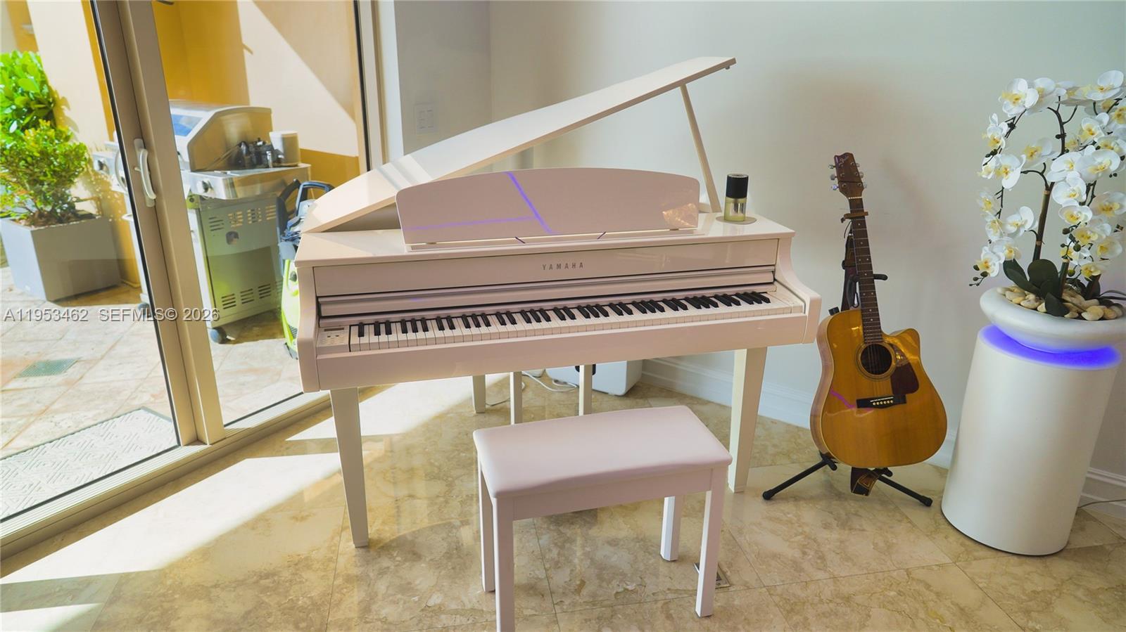 Photo of 3501 Ocean Dr  #4C, Hollywood, Florida, 33019 - 