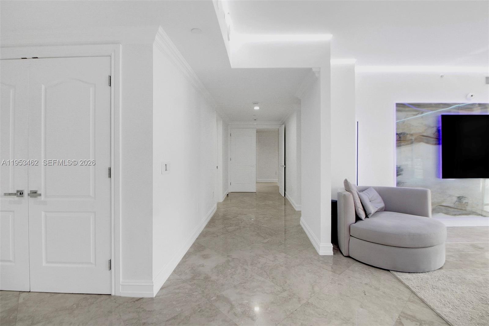 Photo of 3501 Ocean Dr  #4C, Hollywood, Florida, 33019 - 