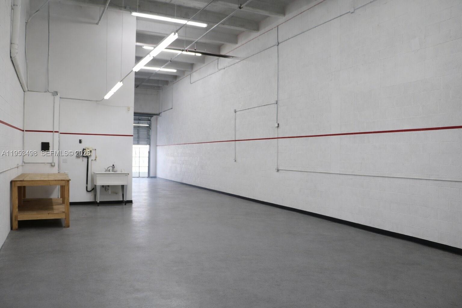 9  /   sq. ft. $ 2026-01-27 0 Photo