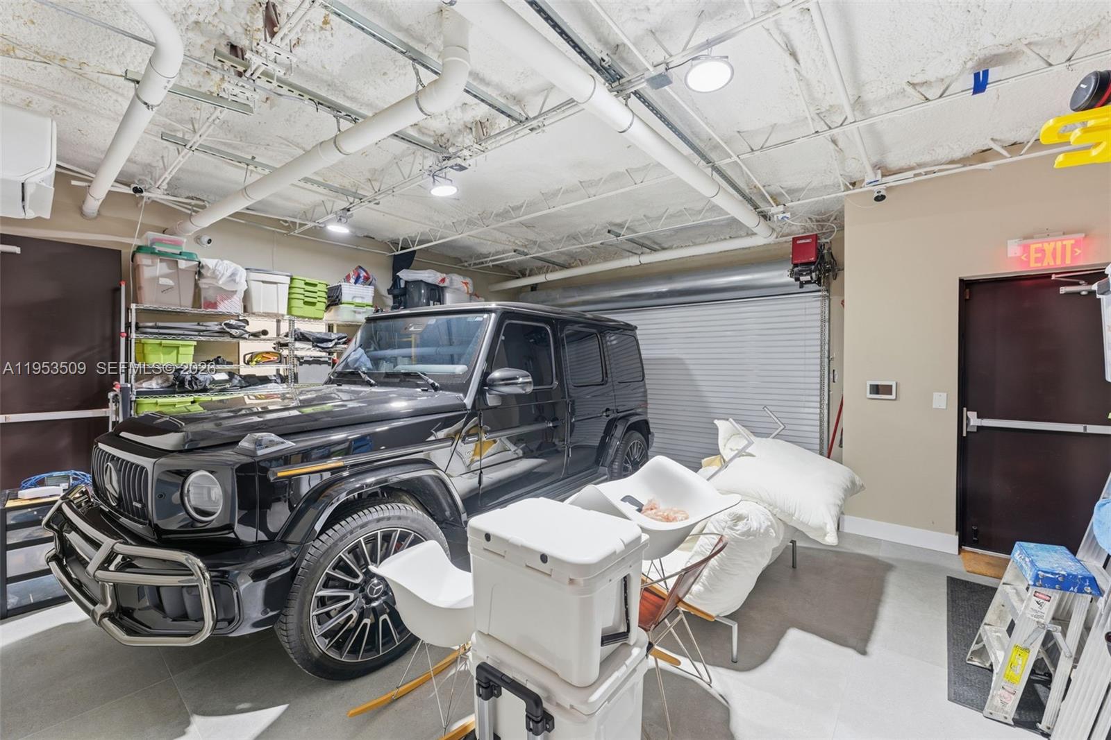   /   кв.футов $ 2026-01-27 0 Фото