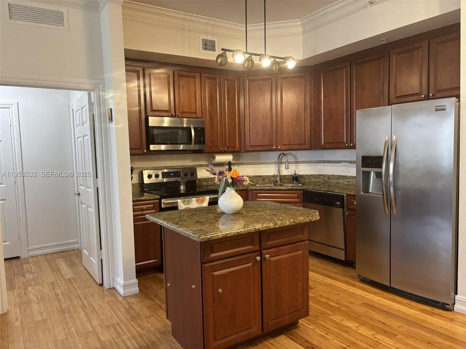 Photo of 3001 185th St  #119, Aventura, Florida, 33180 - 