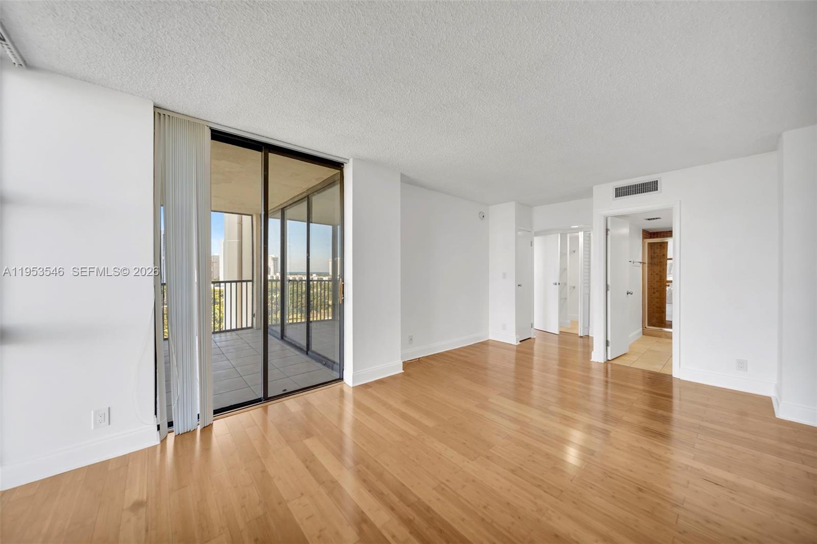 Photo of 20379 Country Club Dr  #1232, Aventura, Florida, 33180 - 