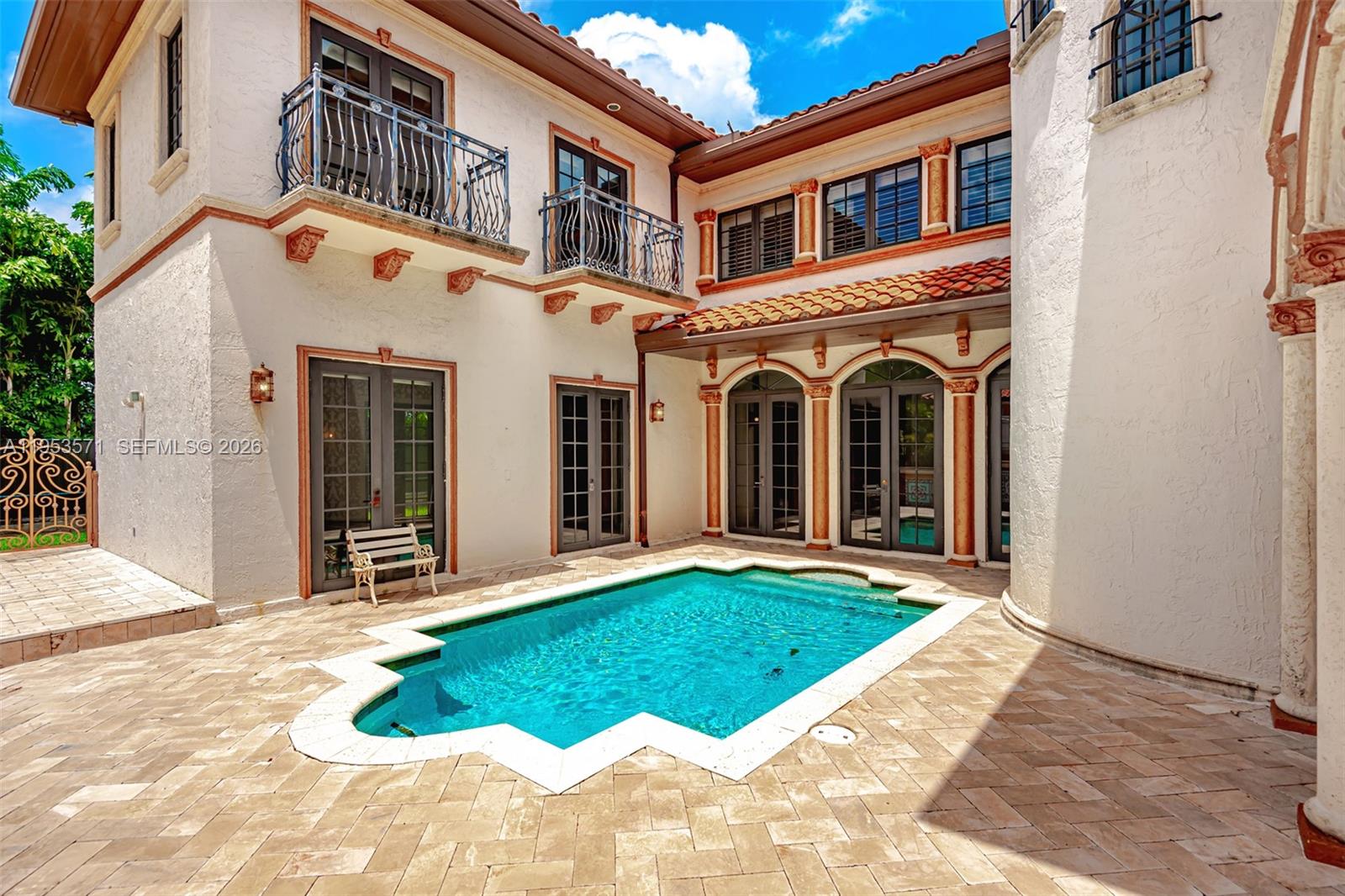 Photo of 674 Ocean Blvd (674), Golden Beach, Florida, 33160 -
