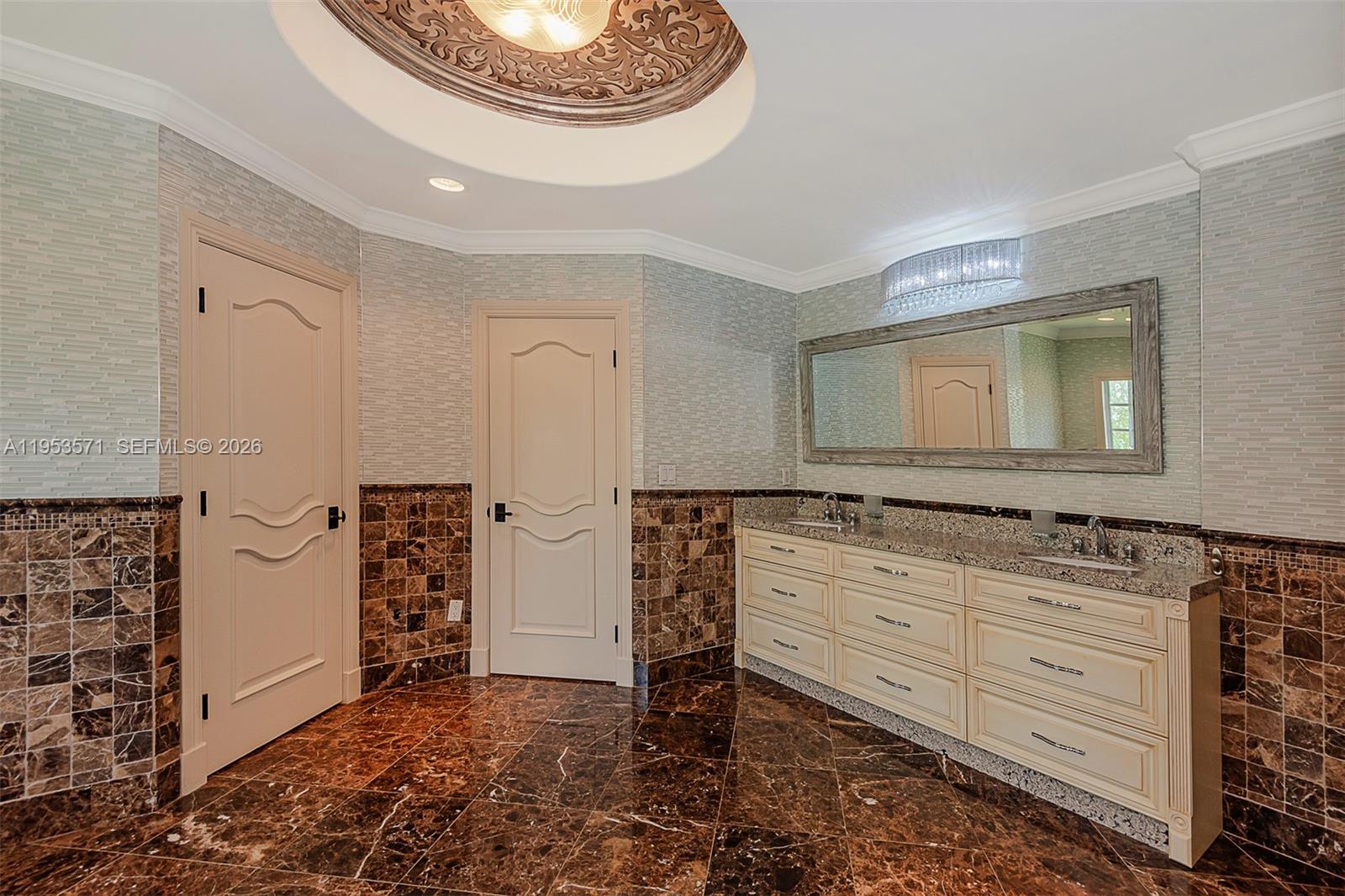 Photo of 674 Ocean Blvd (674), Golden Beach, Florida, 33160 -