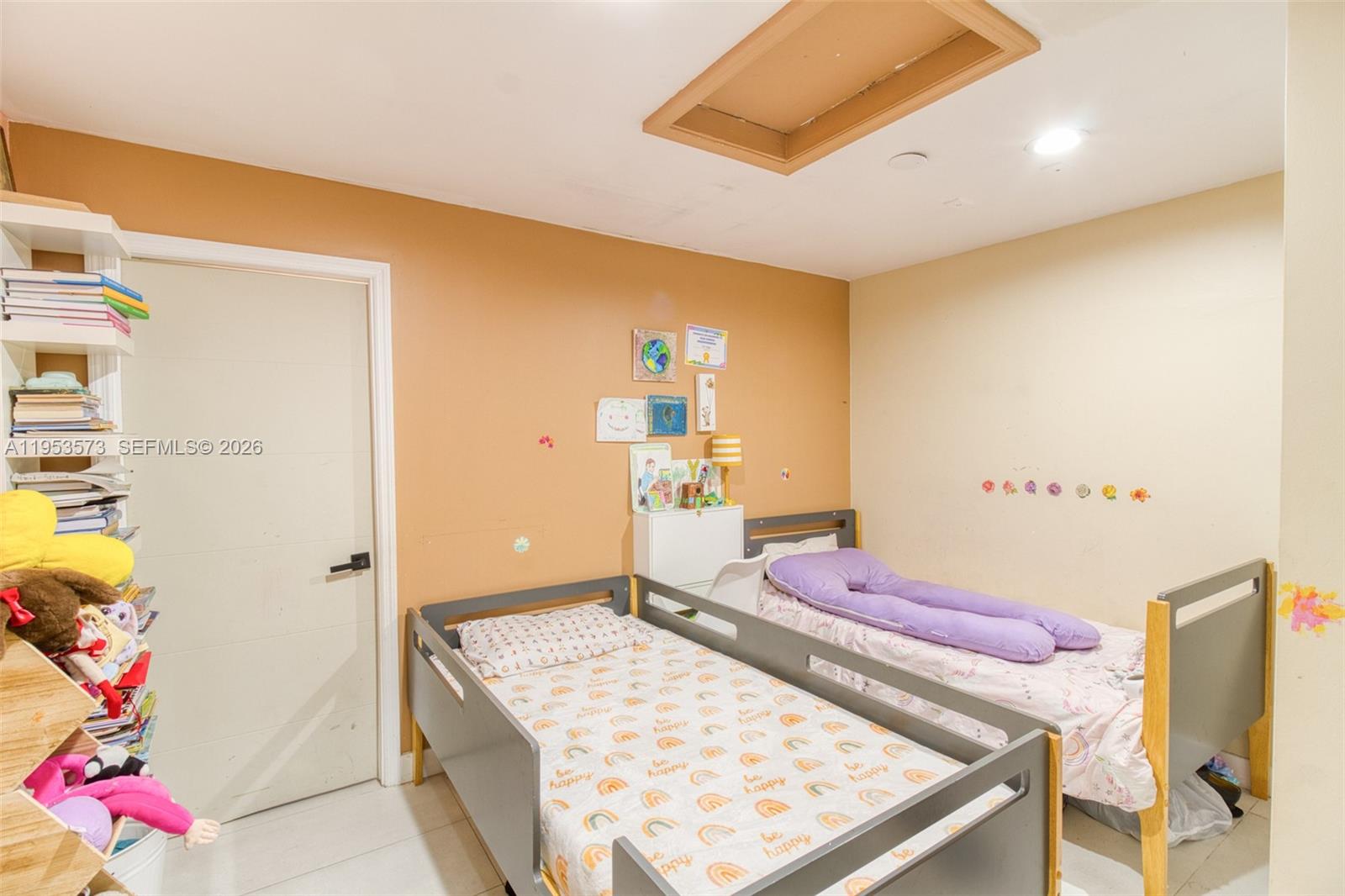 3464 3 / 2 1648 sq. ft. $ 2026-01-27 0 Photo