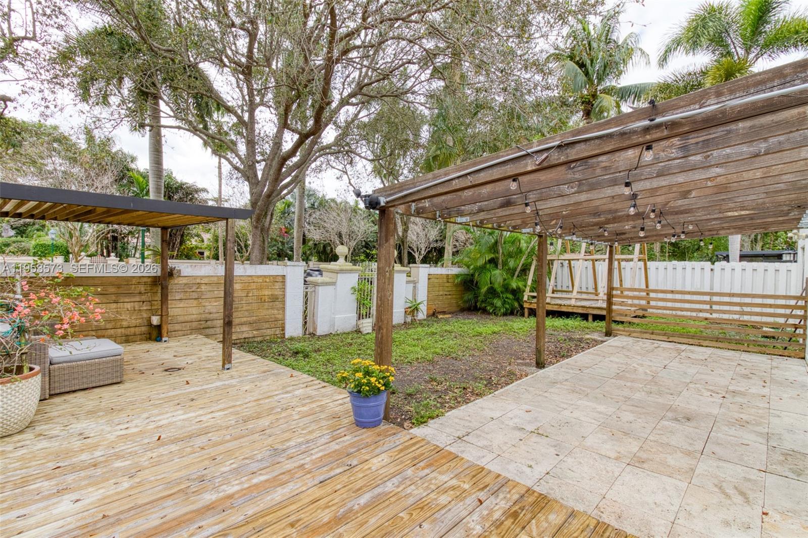 3464 3 / 2 1648 sq. ft. $ 2026-01-27 0 Photo