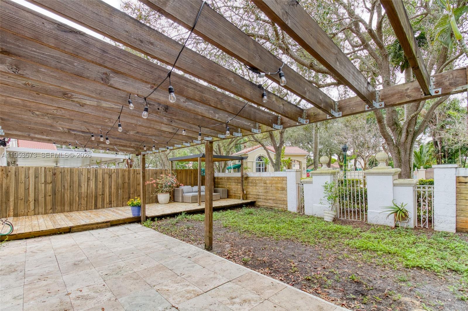 3464 3 / 2 1648 sq. ft. $ 2026-01-27 0 Photo