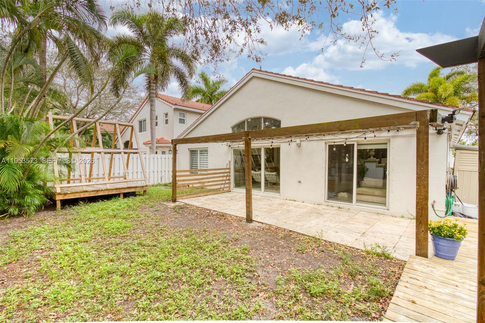 3464 3 / 2 1648 sq. ft. $ 2026-01-27 0 Photo