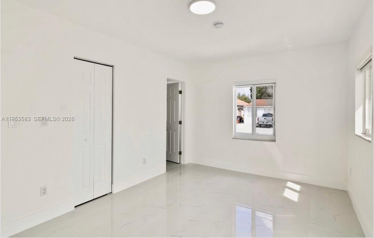   /  1952 sq. ft. $ 2026-01-27 0 Photo