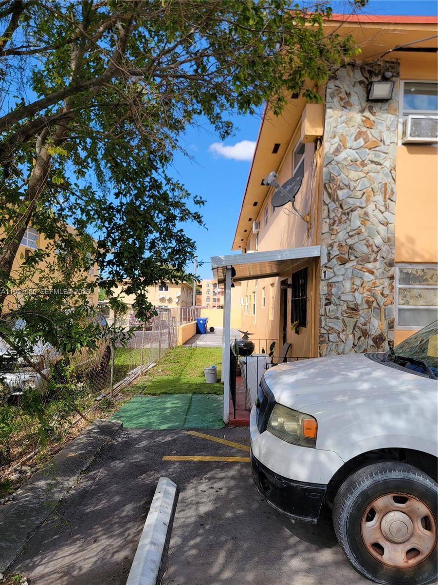 See details / sq. ft. $ 2026-01-27 0 Photo