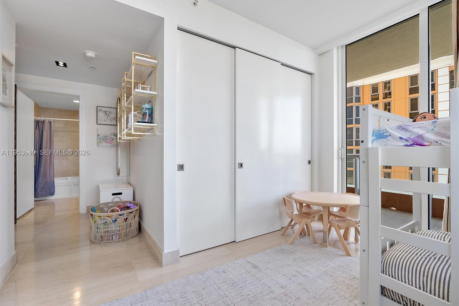 1906 3 / 4 2736 sq. ft. $ 2026-01-27 0 Photo