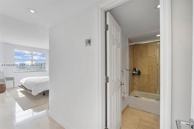 See details 19A 1 / 2 870 sq. ft. $ 2026-01-27 0 Photo