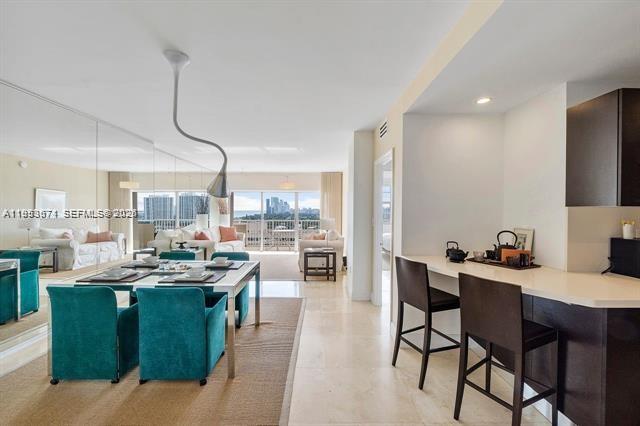 See details 19A 1 / 2 870 sq. ft. $ 2026-01-27 0 Photo