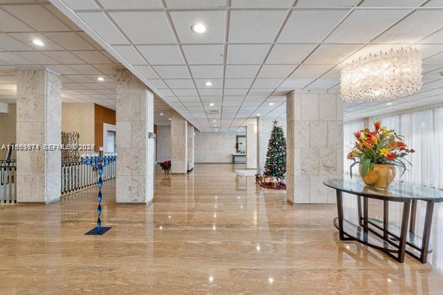 See details 19A 1 / 2 870 sq. ft. $ 2026-01-27 0 Photo