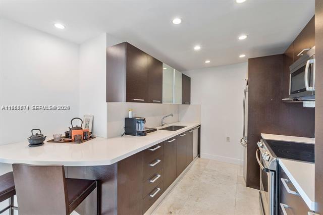 See details 19A 1 / 2 870 sq. ft. $ 2026-01-27 0 Photo