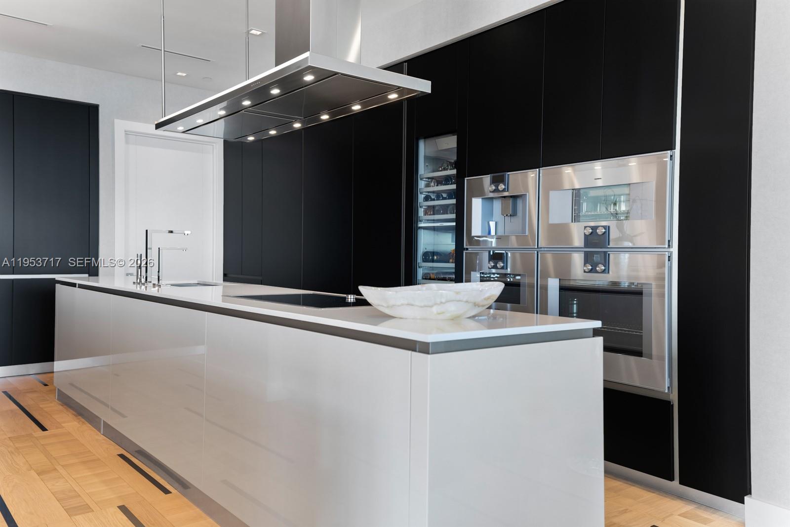 3704 5 / 8 6695 sq. ft. $ 2026-01-27 0 Photo