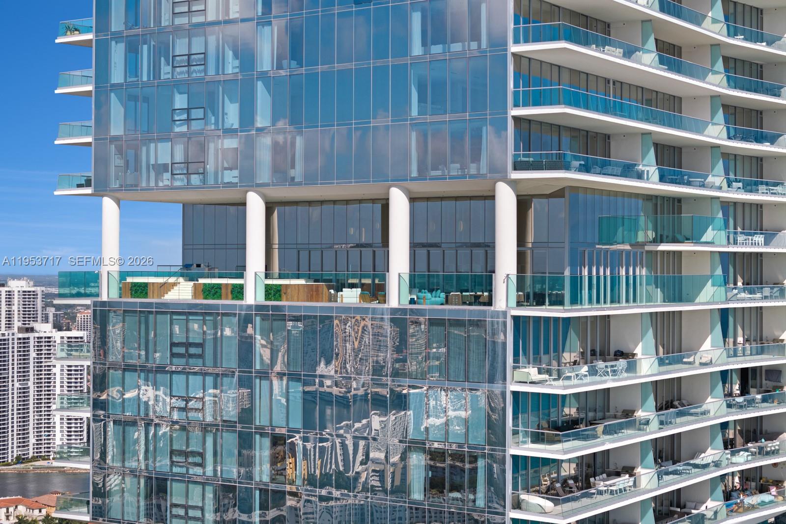 3704 5 / 8 6695 sq. ft. $ 2026-01-27 0 Photo