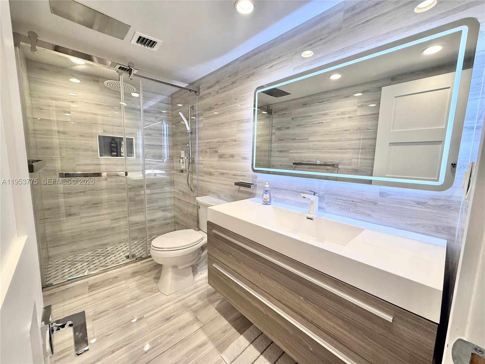 See details 22P 2 / 2 1380 sq. ft. $ 2026-02-18 0 Photo