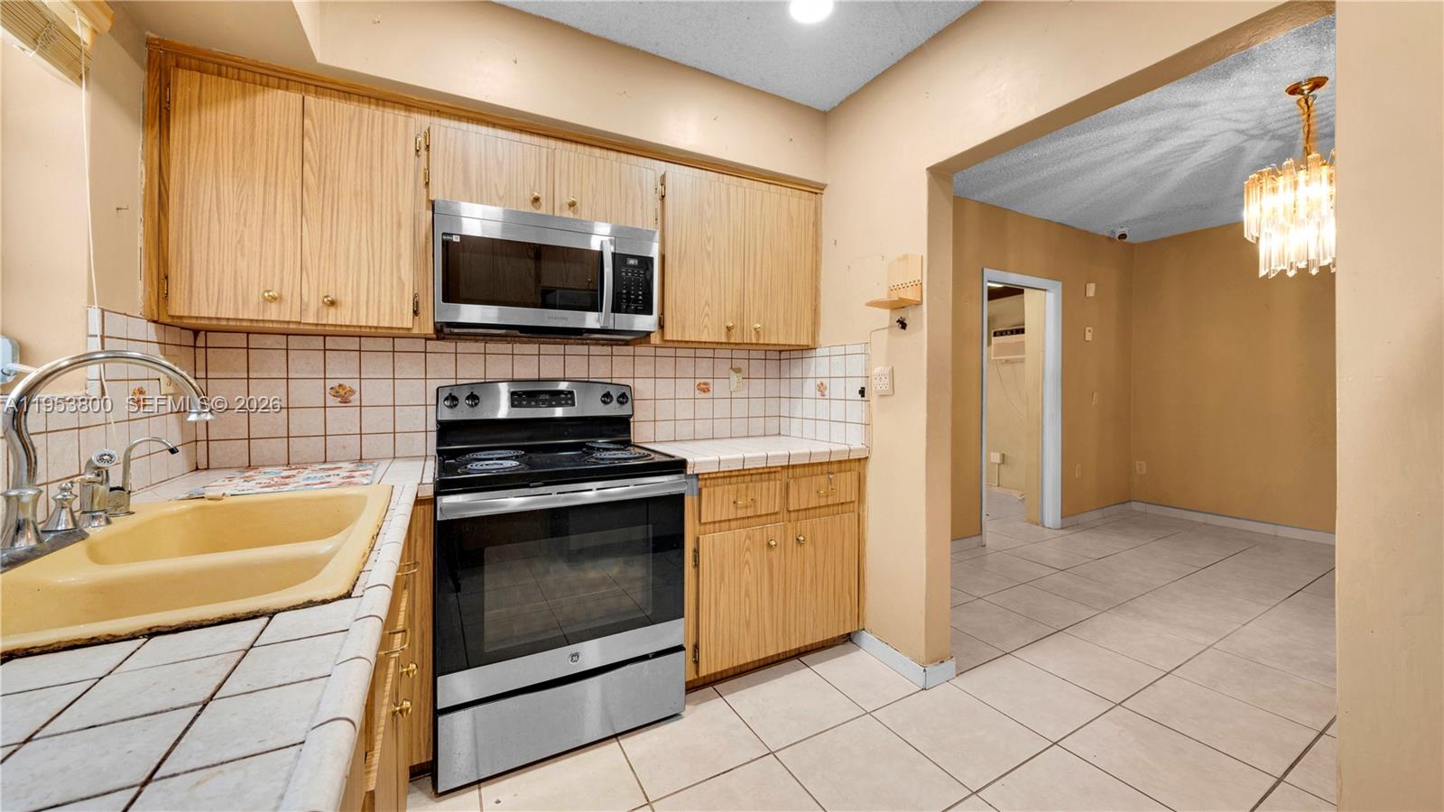   /  1864 sq. ft. $ 2026-01-27 0 Photo